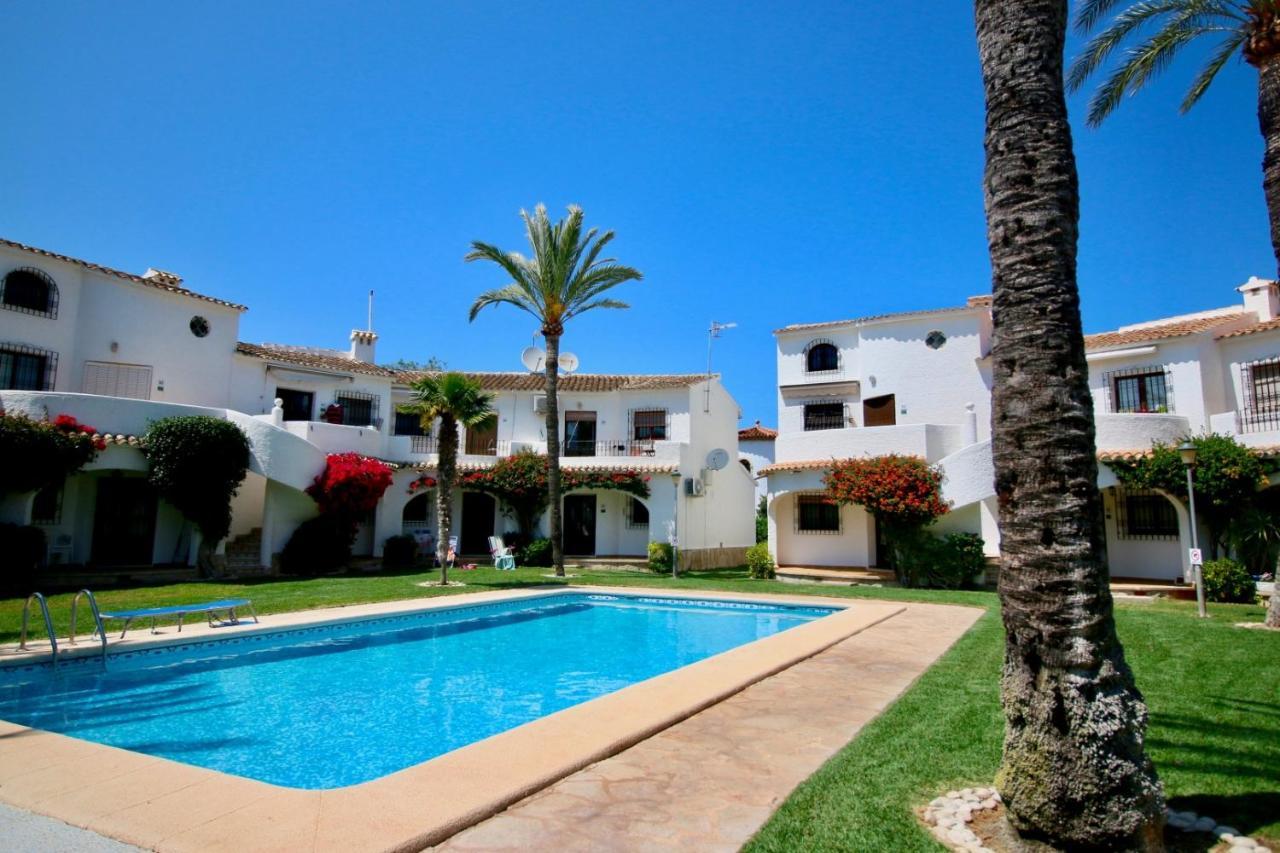 Villa Oasis Parc 45 Dénia Exterior foto